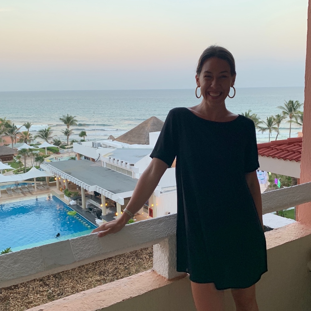 Meet your Posher, Alexandra
